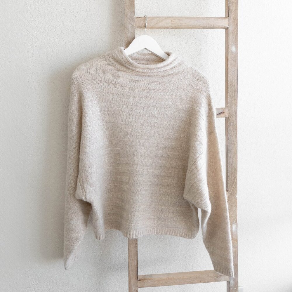 Prologue Sz M Cream Wool Blend Ribbed Mock Turtleneck Sweater Cozy Knit Pullover
